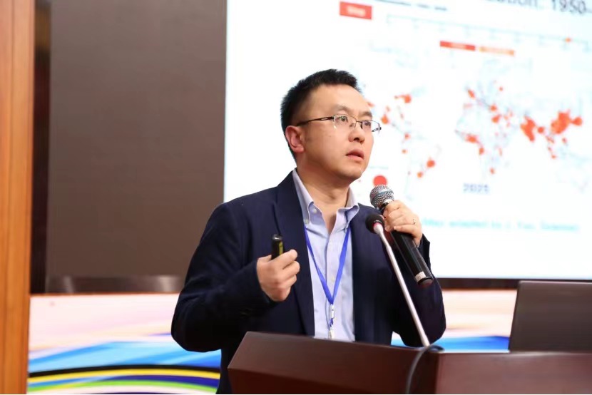 乐动平台·（中国）官方网站创新论坛第一千五百三十八讲：夜间灯光遥感数据在研究城市问题中的应用