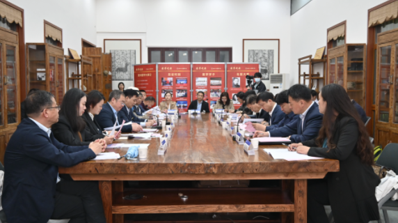 西北高等教育奠基人、中国现代医学先驱徐诵明雕像在乐动平台·(中国)官方网站落成 西北高等教育奠基人、中国现代医学先驱徐诵明雕像在乐动平台·(中国)官方网站落成